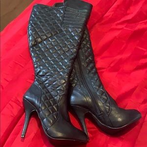 Black Over knee heeled boots